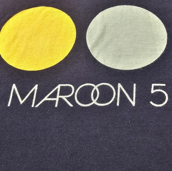 Maroon 5 North America Tour 2013 Short Sleeve Graphic TShirt Size M - Picture 7 of 8
